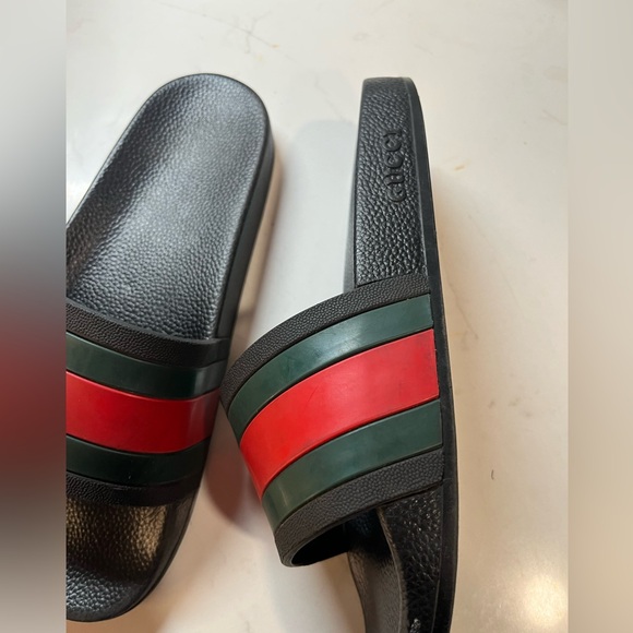 Stylish Black Slides with Red and Green Stripes - Picture 3 of 8